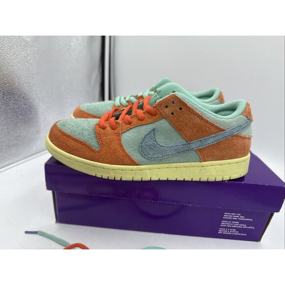 Size 8.5 - Nike Dunk SB Low Orange Emerald Rise bs926 - Picture 3 of 6